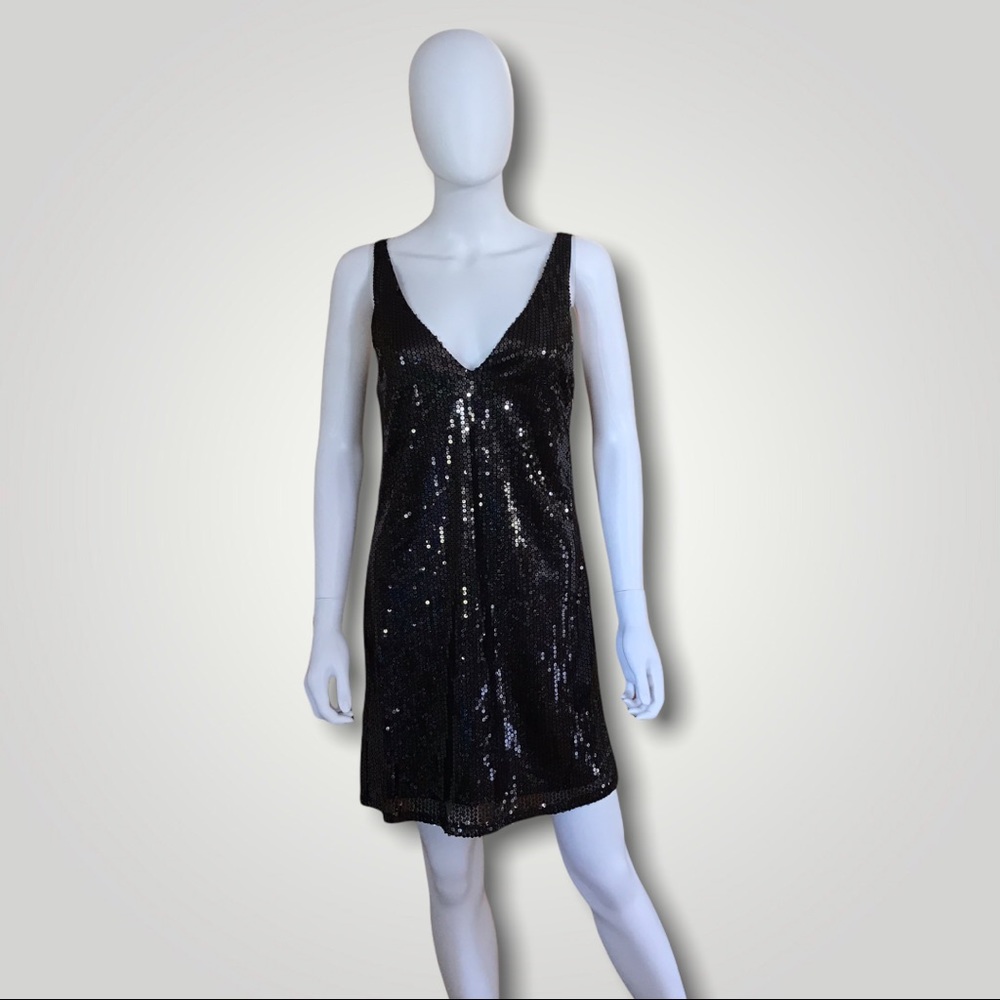 Line & Dot Sequin Sleeveless Black V-Neck Dress S